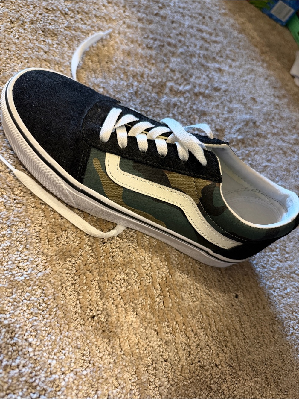 Vans Old Skool Sneaker — Black & Camo with White Stripe